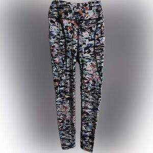 Lululemon Wunder Under High Rise Tight 25" Size 4 - culture clash color